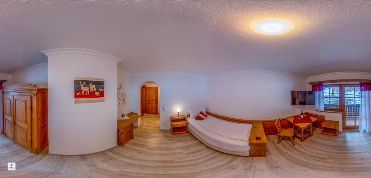 Landhotel Laerchenhuegel Oberammergau Kültér fotó